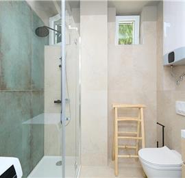 4 Bedroom villa with pool in Mlini, Sleeps 8